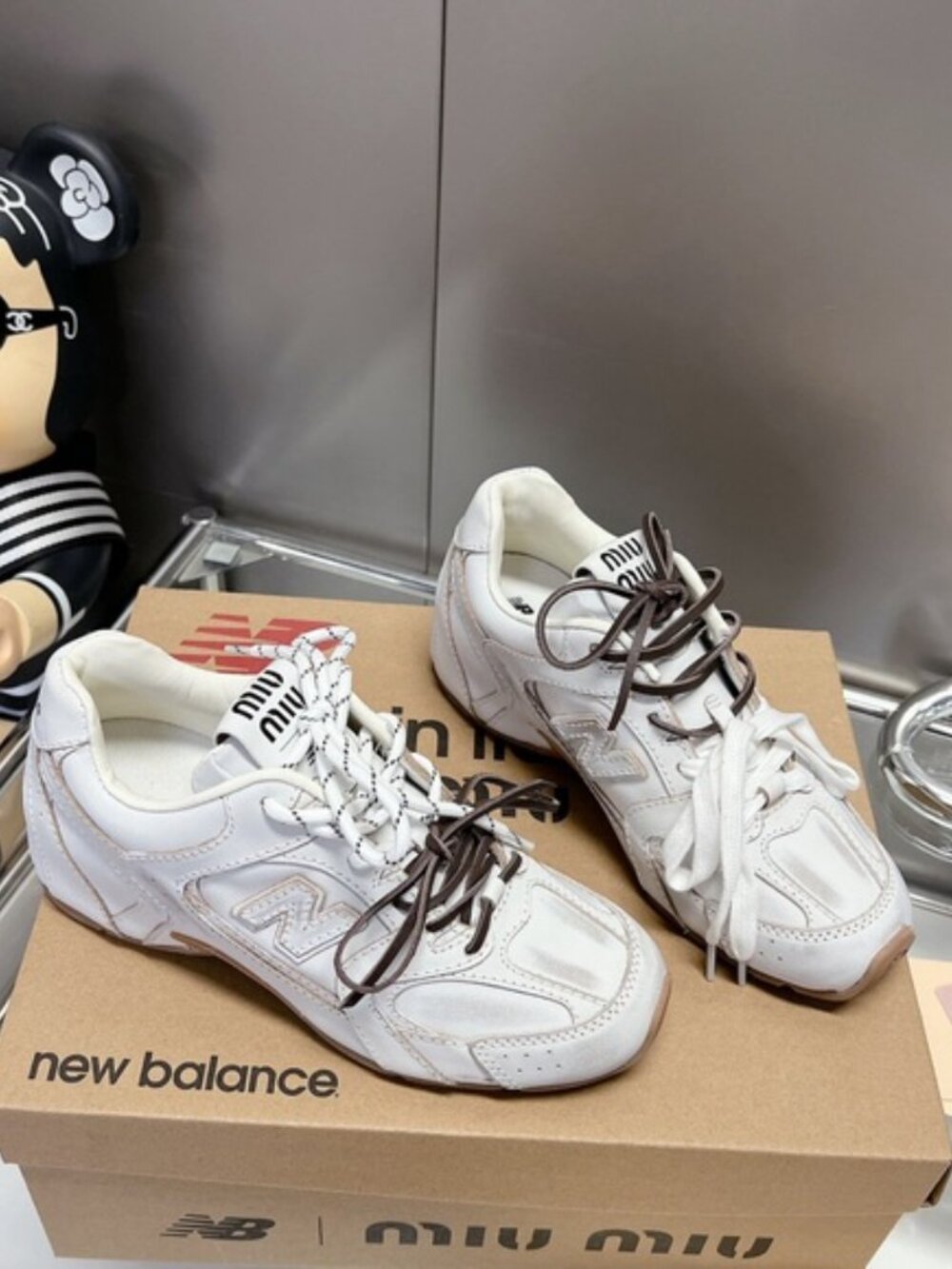 💯Authentic New Balance X Miu Miu 530 Sneakers - Picture 2 of 5